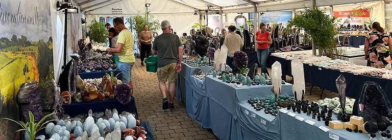 25_09_hausmesse_zelt2