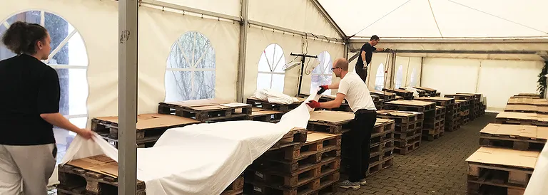 hausmesse_25_09_zelt1