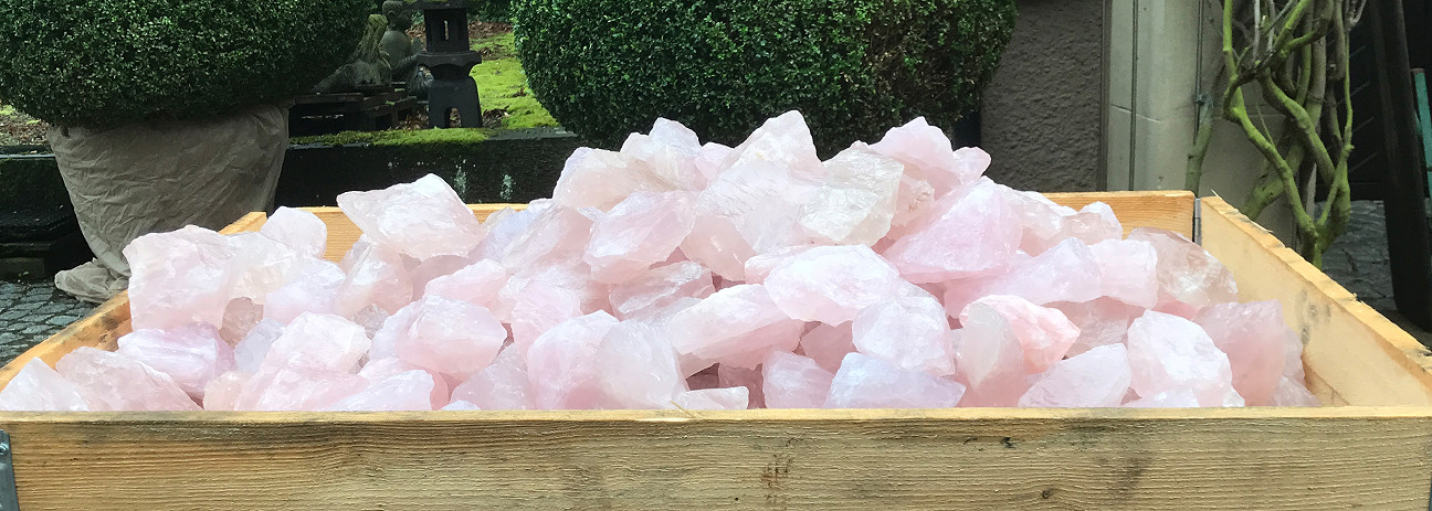 fertig_rosenquarz_roh