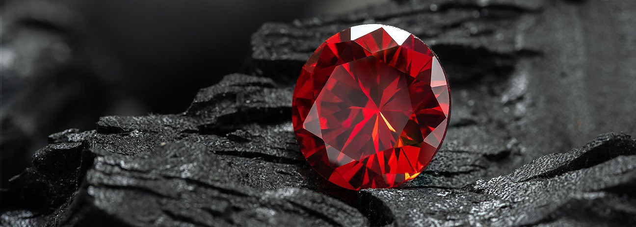 rosenquarz_rubin_facettiert