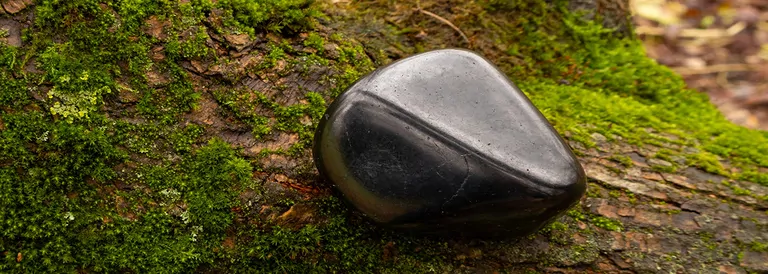 schungit_trommelstein