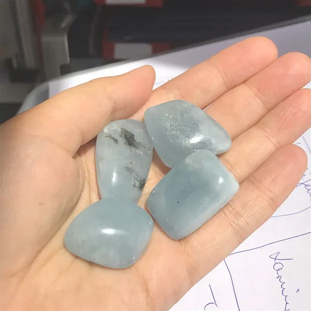 Tumbled Stones Aquamarine, 2,8 - 3,5cm (XL) | wholesaler gems & healing stones