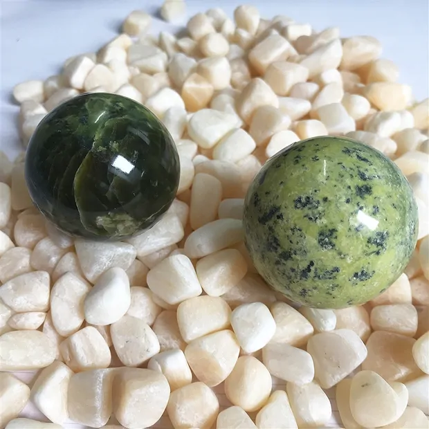 Pietra burattata Calcite (arancione) burattata, 1,0 - 2,0 cm (S) | Marco Schreier