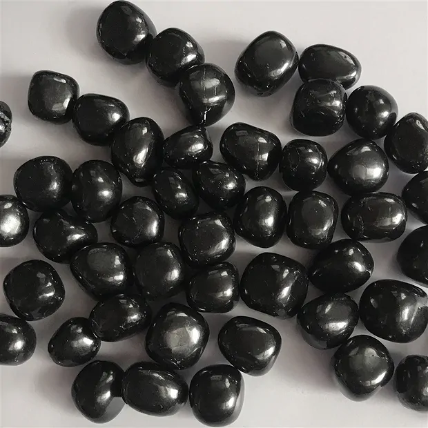Tumbled Stones Shungite, 0.8 - 1.2cm (S) | wholesaler gems & healing stones