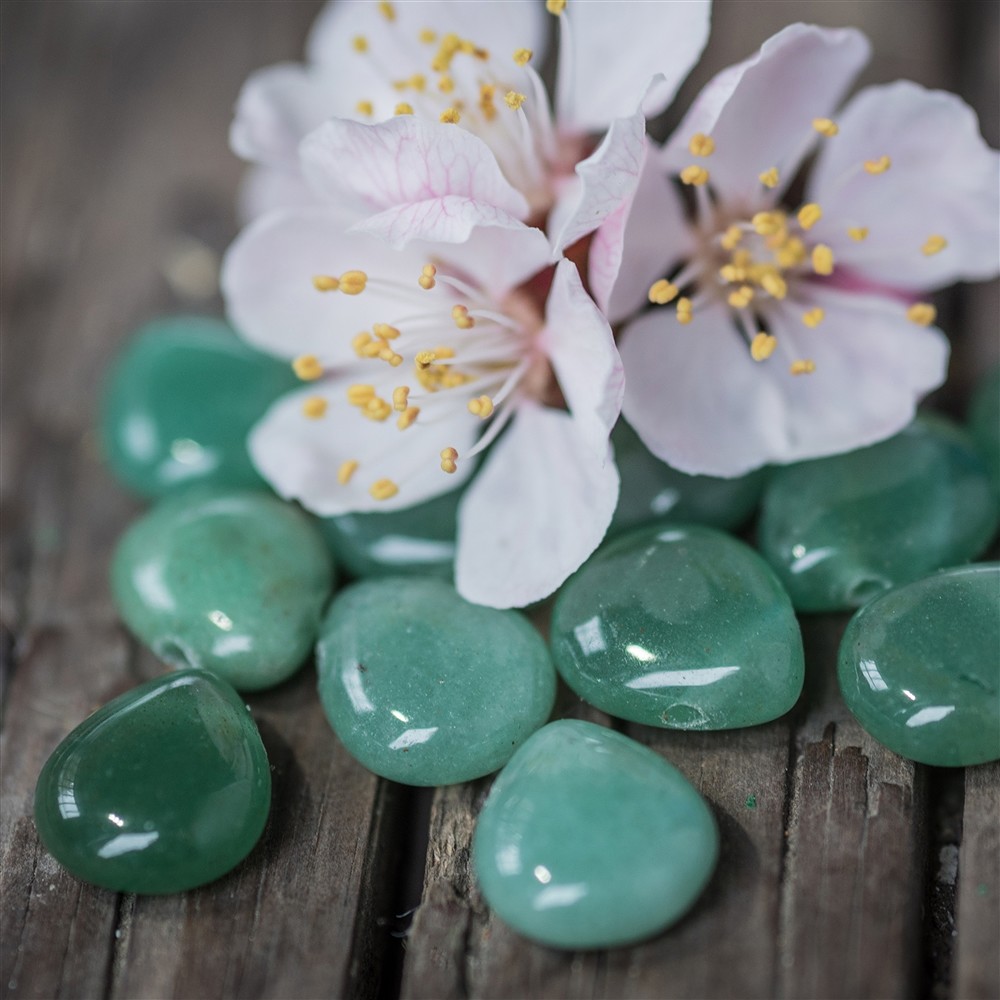 Tumbled Stone Aventurine drilled | wholesaler gems, healing stones & jewelry