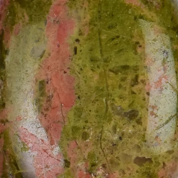 Tumbled Stone Unakite drilled | minerals trade - gems, healing stones & jewelry