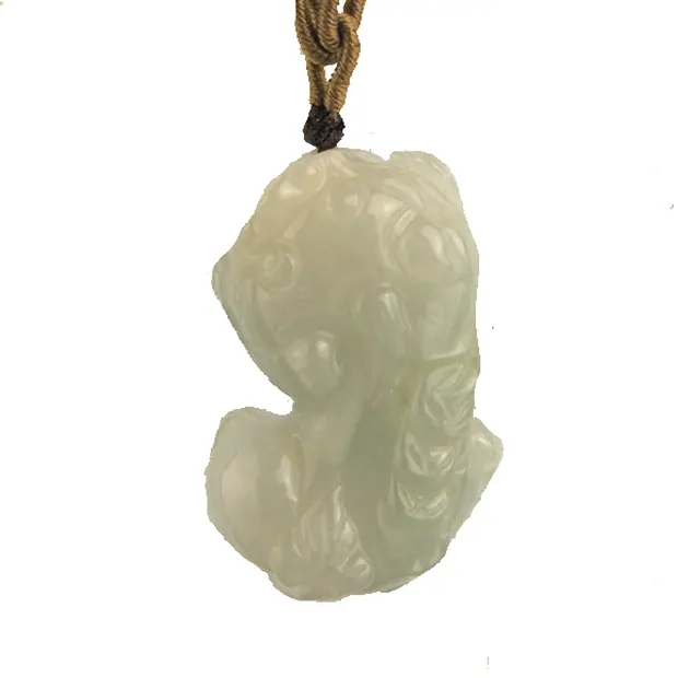 Colgante de jade, ingenio y suerte, 4,0 cm | Marco Schreier