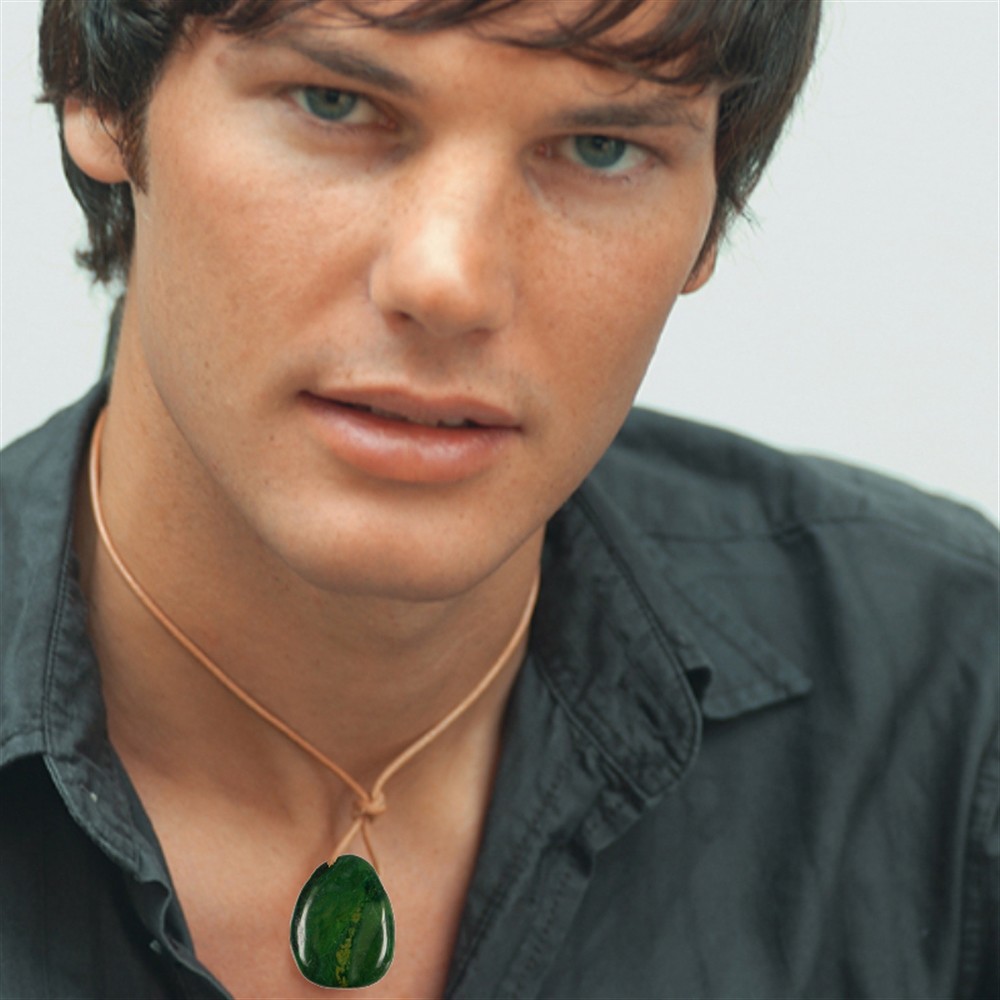 Pietra burattata Prasem perforata | Gemme Schreier, pietre curative e gioielli