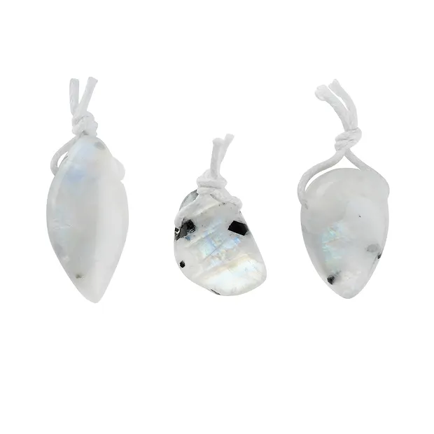Cabochon Labradorit (weiß) gebohrt, 1,7 - 2,4cm | Marco Schreier