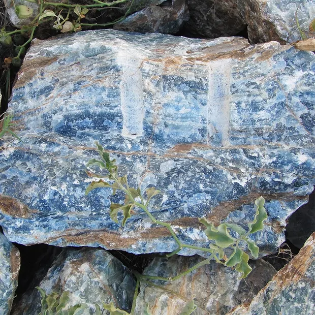 Trommelstein Aragonit (blau) gebohrt, 3,0 - 3,5cm | Marco Schreier
