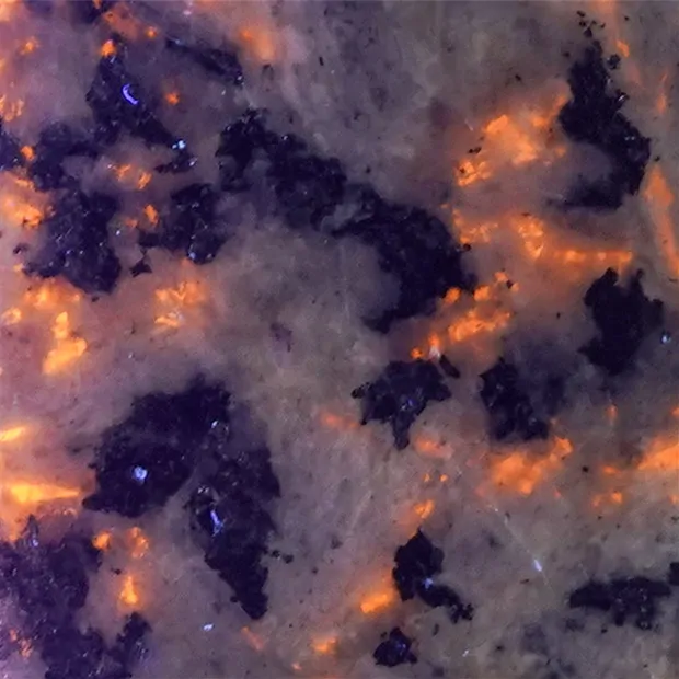 Pietra burattata Yooperlith perforata | grossista gemme e pietre curative