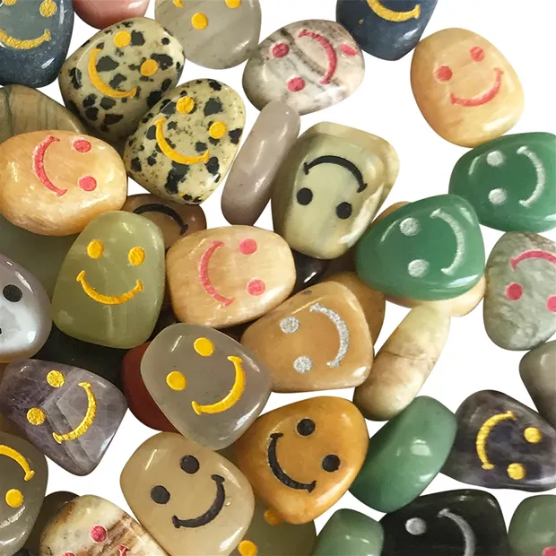 Schmunzelsteine (100 St./VE) | Mineralienhandel Edelsteine, Heilsteine & Schmuck