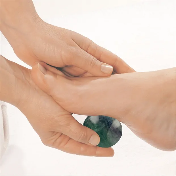 Sfera da massaggio in fluorite, 3,8-4,5 cm, in confezione regalo | Marco Schreier