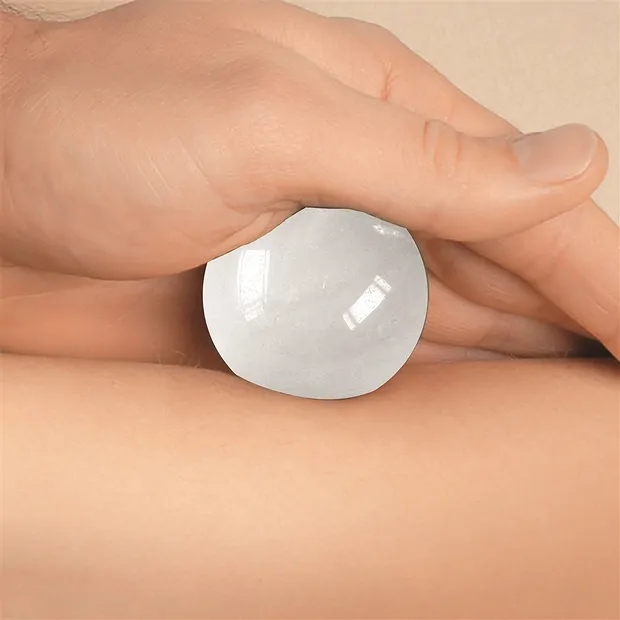 Massage ball Snow Quartz, 4.0 cm, in gift box | wholesaler gems & healing stones