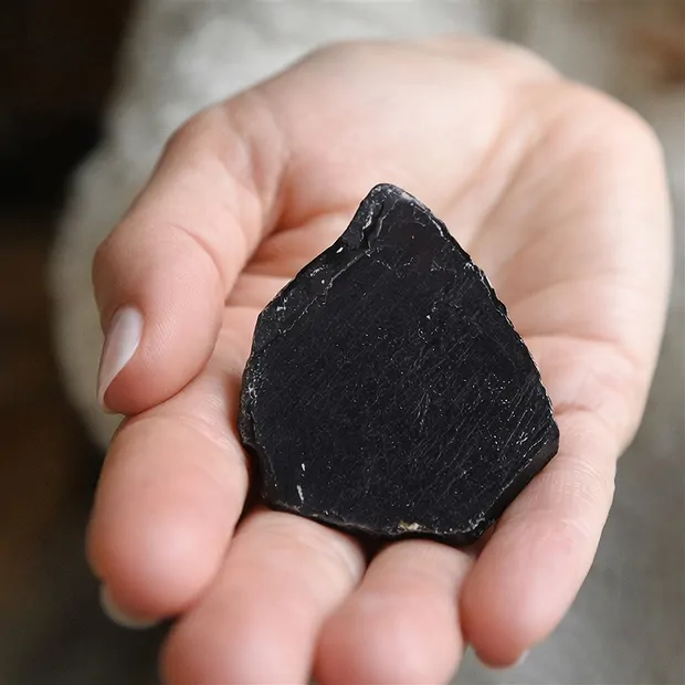 Pièces polies d'un côté « Schorl » (stab.), 5,0 - 6,0 cm | Marco Schreier