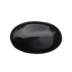 Small Palmstone Shungite (stab.), 4,5 x 3,0cm | wholesaler gems & healing stones