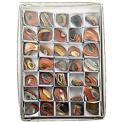 0544408035 One side polished pieces polychrome jasper, 04 - 06cm (35 pcs./ PU) | Marco Schreier