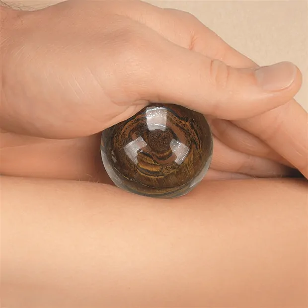 Massage-Kugel Tigeraugen-Jaspis, 4,0cm, in Geschenkschachtel | Marco Schreier