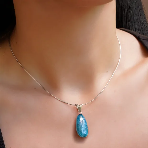 Apatite (stab.) pendant, large Tumbled Stone, rhodiniert | Marco Schreier