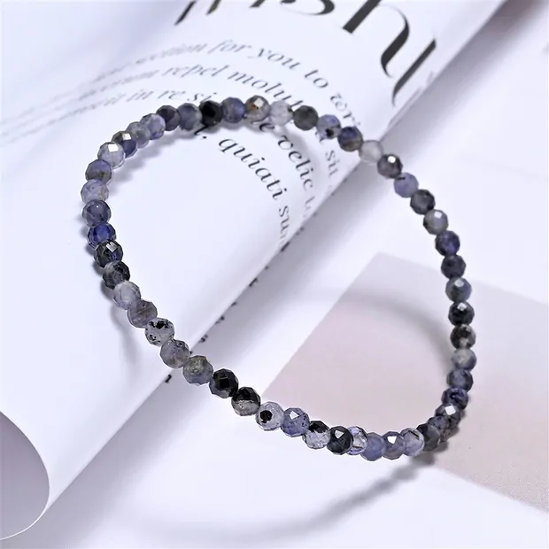 Bracciale, Iolite, perline da 03 mm, sfaccettate, 14 cm (corto) | Marco Schreier