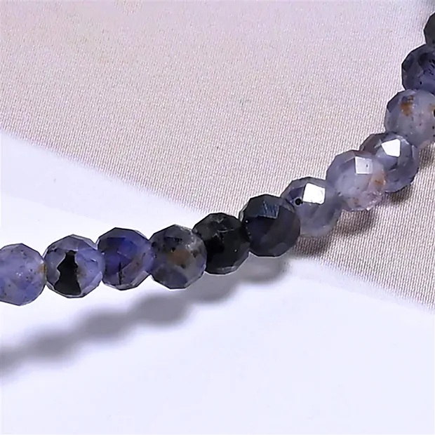 Bracelet, Iolite, 03mm boules, facettes, 19cm | Marco Schreier