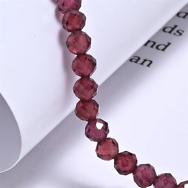 Bracciale, granato, perline da 03 mm, sfaccettato, 19 cm | Marco Schreier