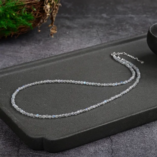 Collana di labradorite, perle (3 mm) sfaccettate, rodiate, catena di estensione | Marco Schreier