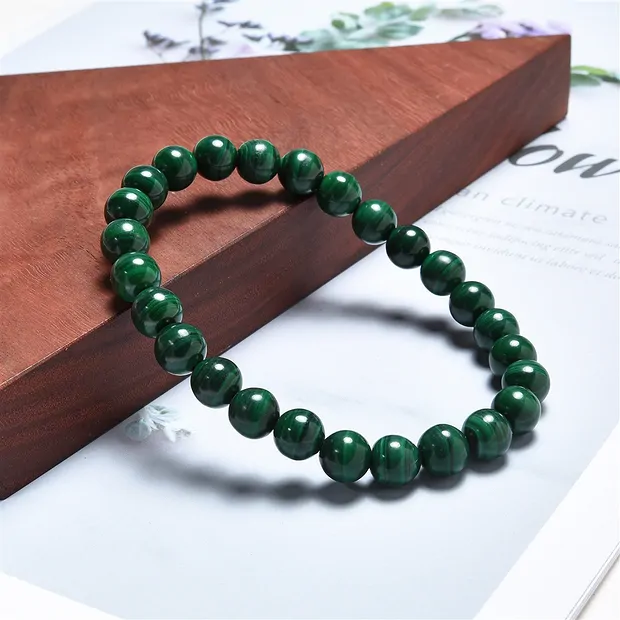 Bracelet, Malachite (stab.), 08mm beads | wholesaler gems & healing stones