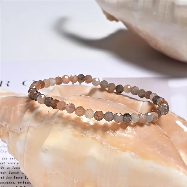 Bracelet, Moonstone (dark colored), 04mm beads, faceted | Marco Schreier
