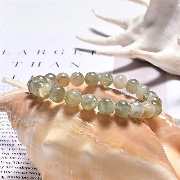 Bracelet, light green Muscovite (stab.), 08–09 mm beads | Marco Schreier
