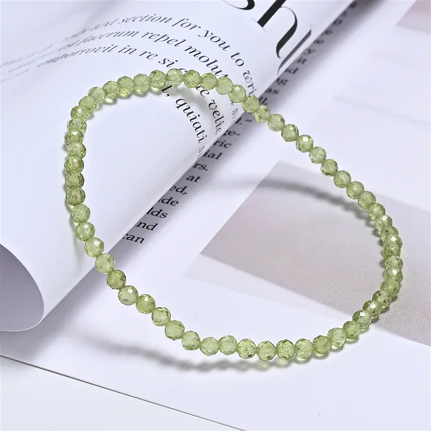 Bracelet, Peridote, 03mm beads, faceted, 19cm | wholesaler gems & healing stones