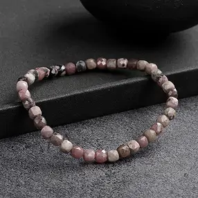 Bracelet, Rhodonite, 04mm cube, facetté | Marco Schreier