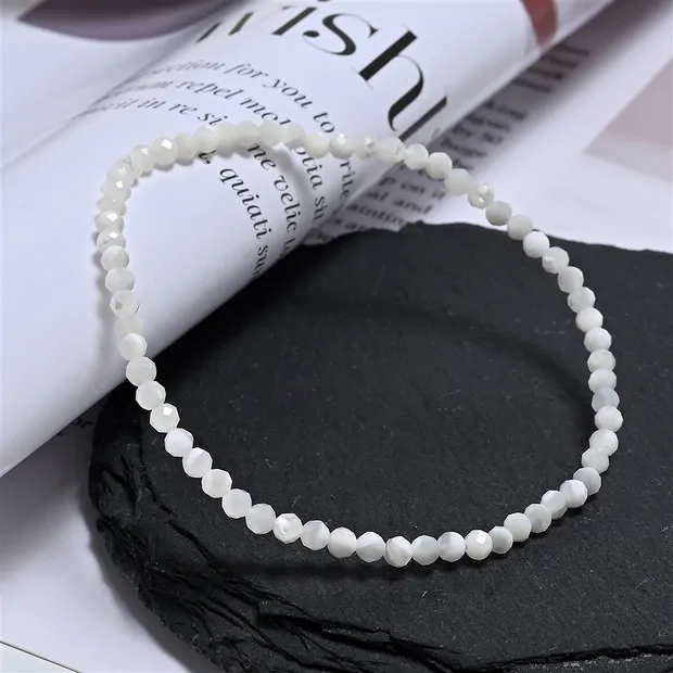 Bracelet, nacre (claire), 03mm boules, facettées, 19cm | Marco Schreier