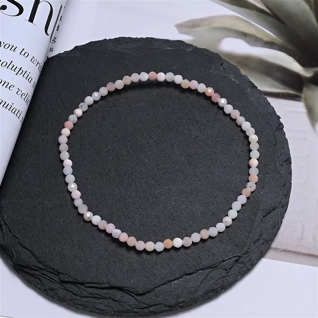 Bracelet, opale des Andes (rose), boules de 03mm, facettes, 19cm | Marco Schreier