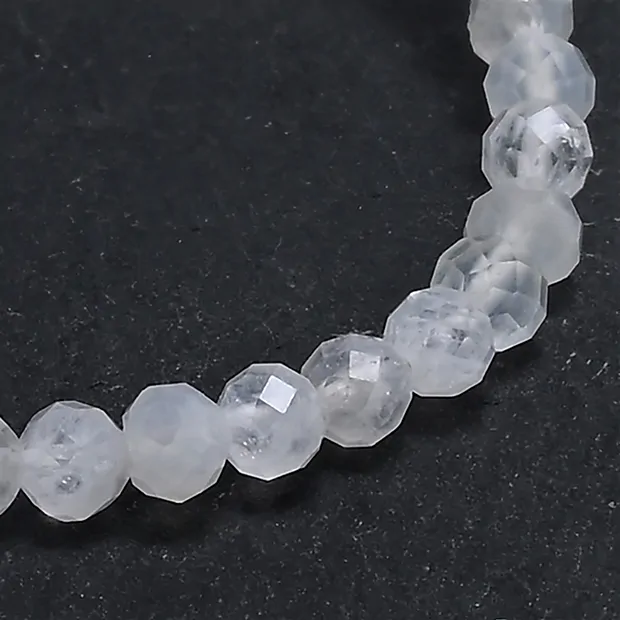 Bracelet, Labrodorite (white), 03mm beads, faceted, 14cm (short) | Marco Schreier