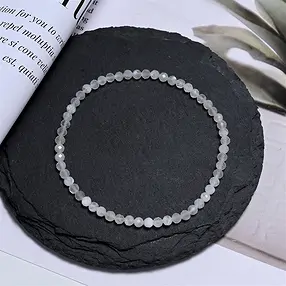 Armband, Labradorit (weiß), 03mm Kugeln, facettiert, 19cm | Marco Schreier