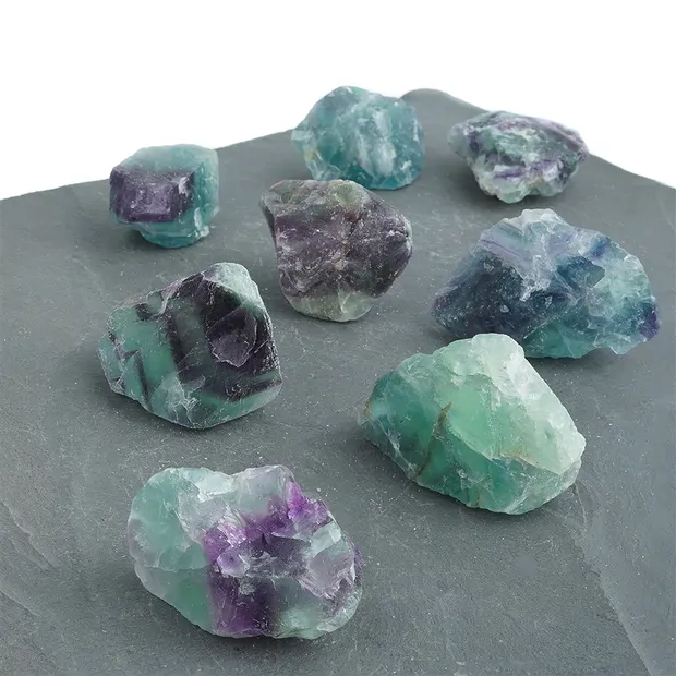Cristalli grezzi di fluorite, 4,0-4,5 cm (35 pz./UC) | Marco Schreier