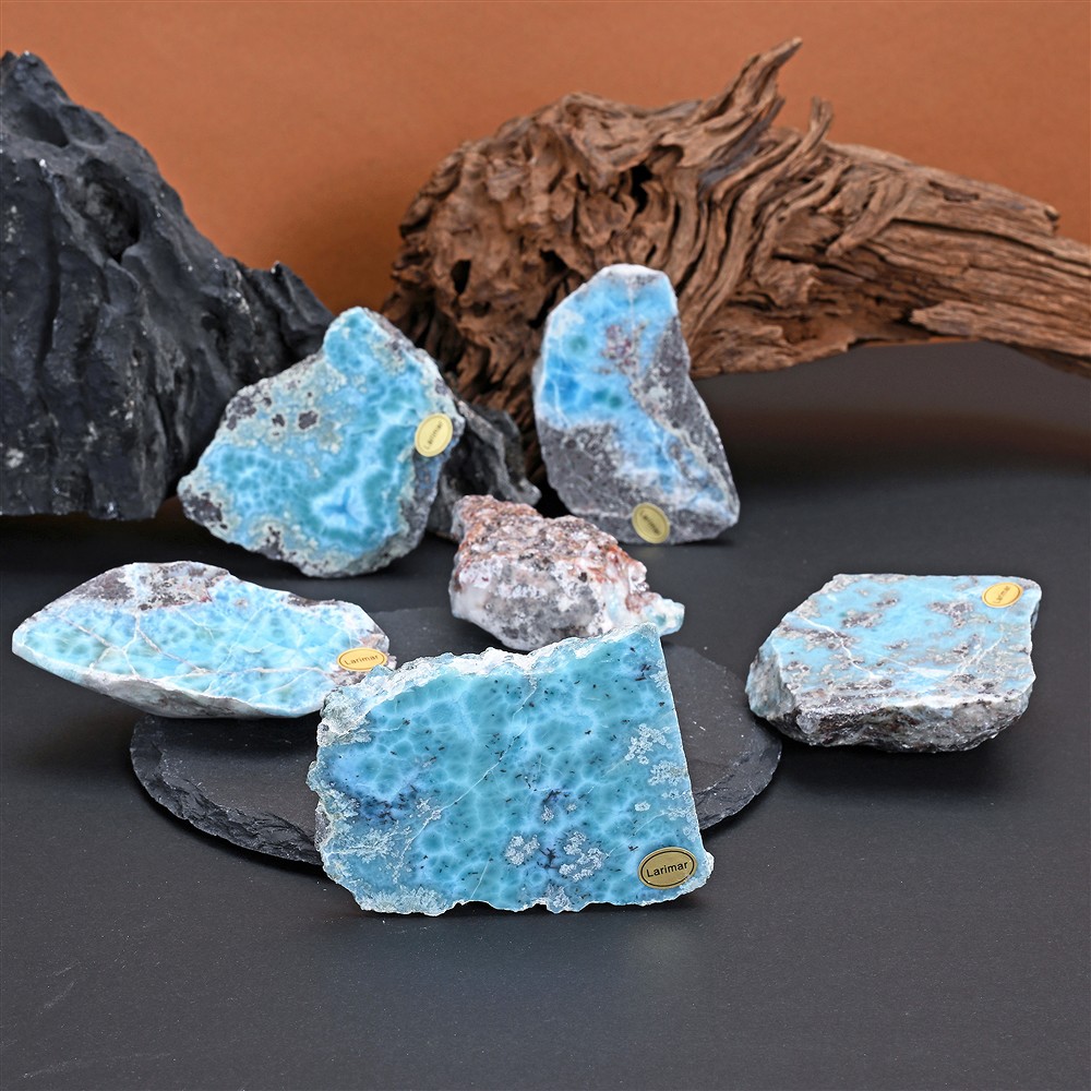 One side polished pieces Larimar, 05 - 06cm (24 pcs/PU) | Marco Schreier