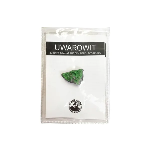 Uvarovite with certificate card in pouch | wholesaler gems & healing stones