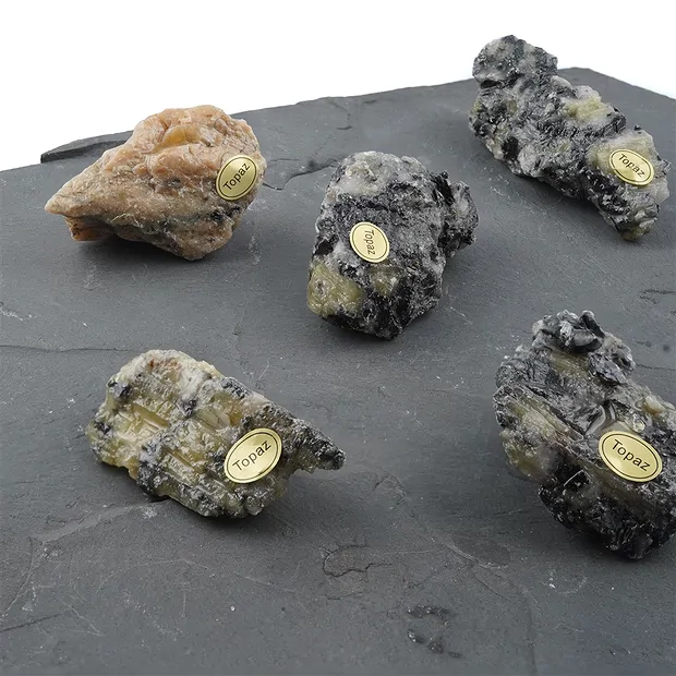 Topaz (yellow) rough stones (Pyknit), 3.0 - 6.0cm (35 pcs./ PU) | Marco Schreier
