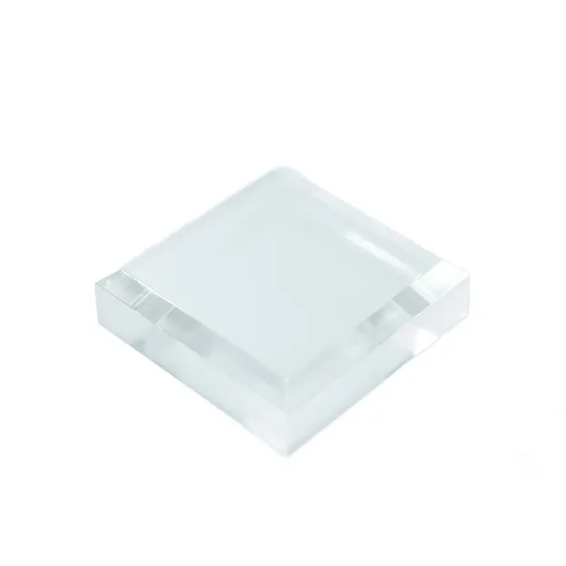 Socle en plexiglas avec phase, 4 x 4 cm | Marco Schreier
