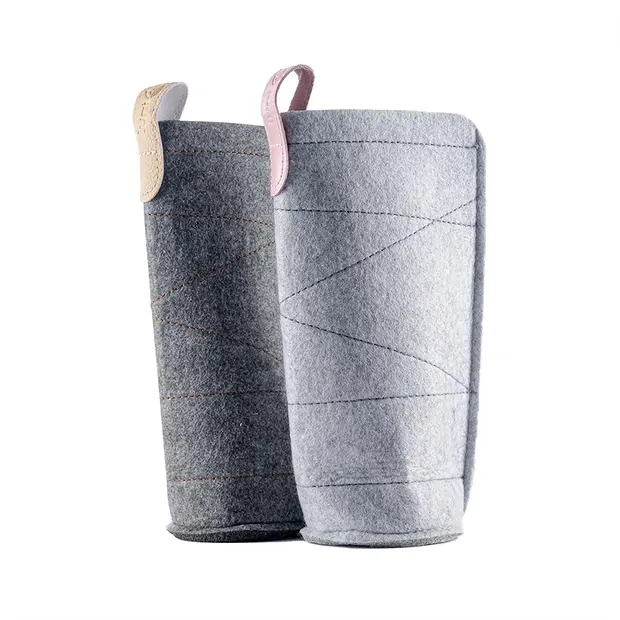 VitaJuwel funda de fieltro para biberones gris claro | Marco Schreier