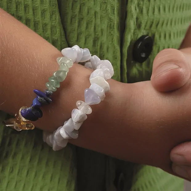Kartondisplay "Kids Gemstone Bracelet" (100 kurze Armbänder) | Marco Schreier