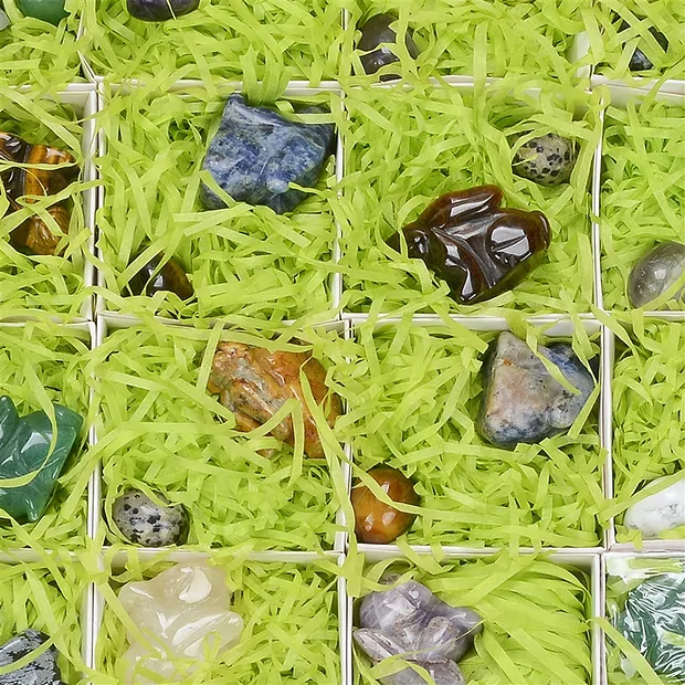 Coniglietto pasquale inciso con uovo di Pasqua, 4,2 x 2,8 cm (24 set/VE) | Marco Schreier