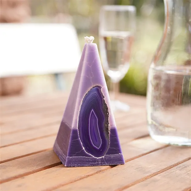 Candle with Agate, pyramid, light purple, dark purple, 11.5cm | Marco Schreier
