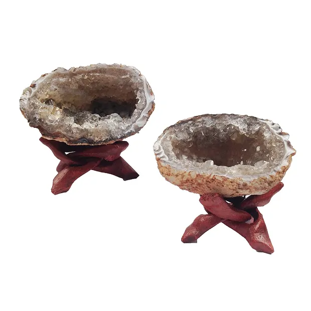 Lucky geode pair with Cobra stand | wholesaler gems, healing stones & jewelry