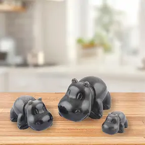 Gravure « Hippopotames », obsidienne (argentée), 4,5 - 7,5 cm (pcs/UC) | Marco Schreier