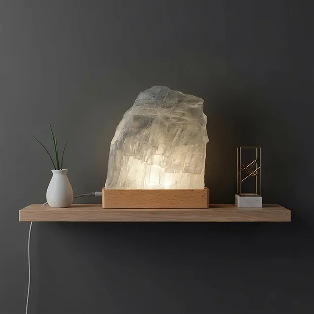 Lampe en sélénite avec LED, 20cm | Marco Schreier