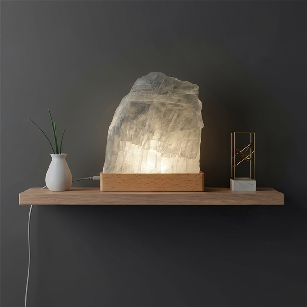 Lampada in selenite con LED, 21 cm | Gemme Schreier, pietre curative e gioielli