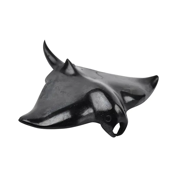 Gravur Rochen, Schungit (stab.), 4,5cm | Edelsteine, Heilsteine & Schmuck-Handel